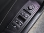Volkswagen T-Roc 1.5 TSI R-Line | Parkeersensoren | Stoelverwarming | Carplay |