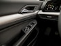 Volkswagen Golf Variant 1.0 TSI Premium (APPLE CARPLAY, GROOT NAVI, ADAPTIVE CRUISE, TREKHAAK ELEKTRISCH, KEYLESS START, SPORTSTOELEN, DAB+, LED KOPLAMPEN, NIEUWE APK, NIEUWSTAAT)