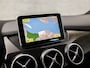 Mercedes-Benz B-klasse 200 Ambition Sport 157Pk (GROOT NAVI, CLIMATE, CAMERA, STOELVERWARMING, LEDEREN SPORTSTOELEN, HARMAN/KARDON, XENON, ZWART HEMEL, NIEUWSTAAT)