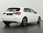 Mercedes-Benz A-klasse 180 Star Edition Luxury Line | Led verlichting | Achteruitrijcamera | Zitcomfortpakket | Sfeerverlichting | facelift type