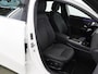 Mercedes-Benz A-klasse 180 Star Edition Luxury Line | Led verlichting | Achteruitrijcamera | Zitcomfortpakket | Sfeerverlichting | facelift type