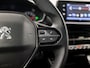 Peugeot 208 1.2 PureTech Sport (APPLE CARPLAY, GROOT NAVI, PARKEERSENSOREN, LM VELGEN, SPORTSTOELEN, LED KOPLAMPEN, LANE ASSIST, CRUISE, NIEUWE APK, NIEUWSTAAT)