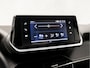 Peugeot 208 1.2 PureTech Sport (APPLE CARPLAY, GROOT NAVI, PARKEERSENSOREN, LM VELGEN, SPORTSTOELEN, LED KOPLAMPEN, LANE ASSIST, CRUISE, NIEUWE APK, NIEUWSTAAT)