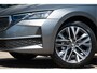 Skoda Octavia Combi 1.5 TSI MHEV Business Edition | Matrix LED | HUD | Winterpakket | Travel Assist | Camera | 18"