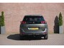 Peugeot 5008 1.2 PureTech 130pk Allure | Navi | Climate | Cruise | Camera | 19" velgen