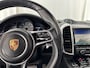 Porsche Cayenne 3.0 S E-Hybrid Aut. *PANO | LUXURY-LEATHER | BI-XENON | SPORT-CHRONO | MEMORY-PACK | BOSE-SOUND | AIR-SUSPENSION | HEATED-SPORT-SEATS | NAVI-FULLMAP | DAB+ | CAMERA | SHIFT-PADDLES | TOWBAR | 21''ALU *