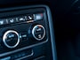 Volkswagen Beetle Cabriolet 1.2 TSI Cup | Stoelverwarming | 18'' Disc Velgen | Climate Control | Cruise Control | Parkeersensoren Voor & Achter | Regensensor | Automatisch Licht | Metallic Lak | Windscherm |