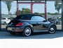 Volkswagen Beetle Cabriolet 1.2 TSI Cup | Stoelverwarming | 18'' Disc Velgen | Climate Control | Cruise Control | Parkeersensoren Voor & Achter | Regensensor | Automatisch Licht | Metallic Lak | Windscherm |