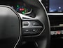 Peugeot e-2008 EV Active Pack 50 kWh | NAVIGATIE | PARKEERSENSOREN | LED KOPLAMPEN | CRUISE CONTROL | APPLE CARPLAY / ANDROID AUTO |