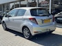Toyota Yaris 1.3 16v VVT-i Dynamic | Cruise control, Climate control, Trekhaak, Camera, Licht en regensensor