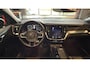 Volvo V60 2.0 B4 R Design Achteruitrij camera- Navi - Apple Carplay