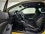 DS 3 Sport Chic 130 pk | Navigatie | Achteruitrijcamera | Parkeersensoren Voor en Achter | Verwarmde Sportstoelen | LED Koplampen | Premium Audio | Climate Control | Cruise Control | 17" Lichtmetalen Velgen | Apple Carplay/Android Auto |