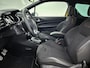 DS 3 Sport Chic 130 pk | Navigatie | Achteruitrijcamera | Parkeersensoren Voor en Achter | Verwarmde Sportstoelen | LED Koplampen | Premium Audio | Climate Control | Cruise Control | 17" Lichtmetalen Velgen | Apple Carplay/Android Auto |