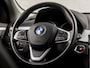 BMW X1 xDrive25e Sportline 221Pk Automaat (GROOT NAVI, HEAD-UP DISPLAY, DEALER ONDERHOUDEN, LEDEREN SPORTSTOELEN, CAMERA, STOELVERWARMING, GETINT GLAS, TREKHAAK, CRUISE, NIEUWSTAAT)