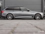 BMW 5-Serie Touring 520i M-Sport Pano Individual 20" Trekhaak Head-up HK Memory Camera