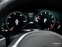 BMW 5-Serie Touring 520i M-Sport Pano Individual 20" Trekhaak Head-up HK Memory Camera