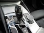 BMW 5-Serie Touring 520i M-Sport Pano Individual 20" Trekhaak Head-up HK Memory Camera