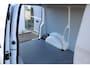 Volkswagen Transporter | Comfortline | L1 | 150 pk | PDC Achter | Betonplex Laadvloer | Navi | Cruise Control | Apple Carplay | Verwarmde Voorruit