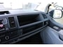 Volkswagen Transporter | Comfortline | L1 | 150 pk | PDC Achter | Betonplex Laadvloer | Navi | Cruise Control | Apple Carplay | Verwarmde Voorruit