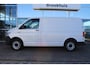 Volkswagen Transporter | Comfortline | L1 | 150 pk | PDC Achter | Betonplex Laadvloer | Navi | Cruise Control | Apple Carplay | Verwarmde Voorruit
