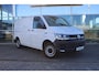 Volkswagen Transporter | Comfortline | L1 | 150 pk | PDC Achter | Betonplex Laadvloer | Navi | Cruise Control | Apple Carplay | Verwarmde Voorruit