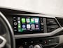 Volkswagen Transporter 2.0 TDI L1H1 28 Highline 150Pk Automaat (APPLE CARPLAY, GROOT NAVI, 3 ZITS, ADAPTIVE CRUISE, PARKEERSENSOREN, LM VELGEN, NIEUWE APK, NIEUWSTAAT)