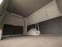 Volkswagen Transporter 2.0 TDI L1H1 28 Highline 150Pk Automaat (APPLE CARPLAY, GROOT NAVI, 3 ZITS, ADAPTIVE CRUISE, PARKEERSENSOREN, LM VELGEN, NIEUWE APK, NIEUWSTAAT)