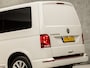 Volkswagen Transporter 2.0 TDI L1H1 28 Highline 150Pk Automaat (APPLE CARPLAY, GROOT NAVI, 3 ZITS, ADAPTIVE CRUISE, PARKEERSENSOREN, LM VELGEN, NIEUWE APK, NIEUWSTAAT)