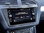 Volkswagen Tiguan 1.5 TSI Comfortline | Massage | ACC | Trekhaak | Carplay |