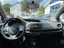 Toyota Yaris 1.0 VVT-i Trend | Airco, 15" LM-Velgen, Radio met stuurbed., Mooie zuinige auto met weinig km's
