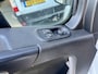 Opel Movano 2.3 CDTI 146pk 750kg laadklep Zijdeur Airco cruise controle Trekhaak 2500kg Telefoonverbinding Navigatiesysteem 3-Persoons bakwagen verhuiswagen Meubelbak euro 6