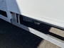 Opel Movano 2.3 CDTI 146pk 750kg laadklep Zijdeur Airco cruise controle Trekhaak 2500kg Telefoonverbinding Navigatiesysteem 3-Persoons bakwagen verhuiswagen Meubelbak euro 6