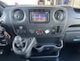 Opel Movano 2.3 CDTI 146pk 750kg laadklep Zijdeur Airco cruise controle Trekhaak 2500kg Telefoonverbinding Navigatiesysteem 3-Persoons bakwagen verhuiswagen Meubelbak euro 6