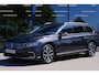 Volkswagen Passat Variant 1.4 TSI PHEV GTE 218 PK Business, Leder-Acantara, Trekhaak, Winterpakket, Adap. Cruise Control