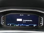 Volkswagen T-Roc 1.5 TSI Style Automaat - Led verlichting - Stoel/stuur verwarming - Clima