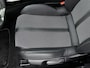 Peugeot e-2008 EV GT 50 kWh 136 pk | Navigatie | Elektrisch Glazen Panoramadak | Accu 98% | Achteruitrijcamera | Parkeersensoren Voor en Achter | LED Koplampen | Keyless Start | Dodehoek Detectie | Climate Control | 17" Lichtmetalen Velgen | Apple Carplay/Android Auto |