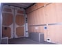 Mercedes-Benz Sprinter 317 CDI 170 pk Aut Special Edition L2H2 AMG Grille Navi, Camera, 20" LMV, Sidebars, Bumpers in Kleur, 3-Zits