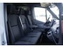 Mercedes-Benz Sprinter 317 CDI 170 pk Aut Special Edition L2H2 AMG Grille Navi, Camera, 20" LMV, Sidebars, Bumpers in Kleur, 3-Zits