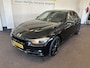 BMW 3-Serie 320i Executive Automaat | Cruise control | Nederlands geleverd | Navigatie | Adaptieve rijmodus | 18''INCH M Sport