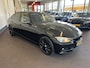 BMW 3-Serie 320i Executive Automaat | Cruise control | Nederlands geleverd | Navigatie | Adaptieve rijmodus | 18''INCH M Sport