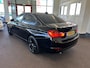 BMW 3-Serie 320i Executive Automaat | Cruise control | Nederlands geleverd | Navigatie | Adaptieve rijmodus | 18''INCH M Sport