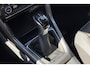 Volkswagen T-Cross 1.0 TSI Style - Virtual Cockpit - ACC - Navi - Stoelverwarming - Trekhaak - LED - Camera - Rijklaar