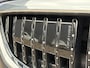 Volvo V40 Cross Country 2.0 D2 Nordic+ | Adaptieve cruise control | BLIS | Trekhaak |verwarmde voorstoelen | Voorruit verwarming | standkachel | All Season |