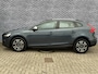 Volvo V40 Cross Country 2.0 D2 Nordic+ | Adaptieve cruise control | BLIS | Trekhaak |verwarmde voorstoelen | Voorruit verwarming | standkachel | All Season |