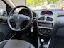 Peugeot 206 1.4 Forever -5DRS.-AIRCO-ELEK. RAMEN VOOR-ORIGINEEL NEDERLANDS!-DEALER ONDERHOUDEN!-ETC.