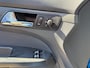 Volkswagen Touran 1.6-16V FSI 7Persoons Airco Cruise Ctr Dakrails Trehaak Apk