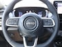 Jeep Avenger 54 kWh Longitude | Navigatie | Achteruitrijcamera | 17'' LM velgen | Keyless Entry