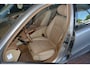 Mercedes-Benz E-klasse 280 Elegance YOUNGTIMER Nederlandse auto 150738 NAP laatste beurt pas gehad met oa Harman Kardon audio pdc navigatie stoelverwarming elektr verstelbare stoelen met memory automaat onderhoudshistorie compl