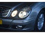 Mercedes-Benz E-klasse 280 Elegance YOUNGTIMER Nederlandse auto 150738 NAP laatste beurt pas gehad met oa Harman Kardon audio pdc navigatie stoelverwarming elektr verstelbare stoelen met memory automaat onderhoudshistorie compl
