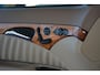 Mercedes-Benz E-klasse 280 Elegance YOUNGTIMER Nederlandse auto 150738 NAP laatste beurt pas gehad met oa Harman Kardon audio pdc navigatie stoelverwarming elektr verstelbare stoelen met memory automaat onderhoudshistorie compl
